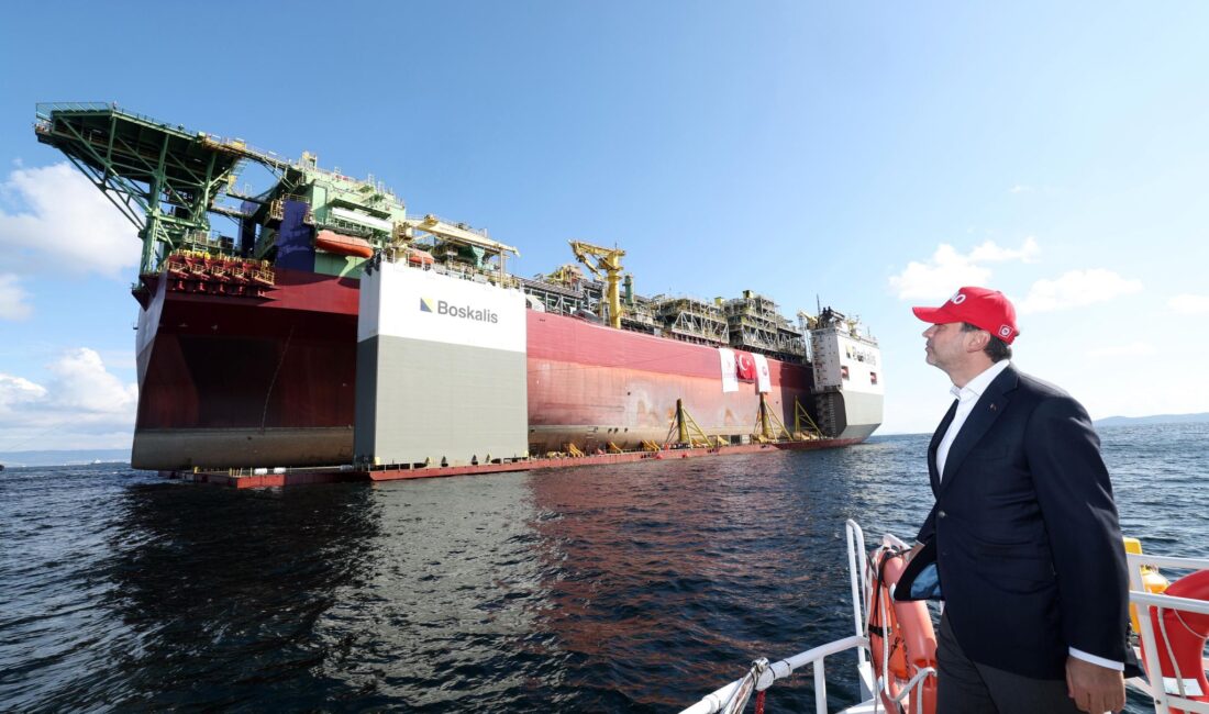Doğal gaz üretimini ikiye katlayacak Yüzer tesisi platformu ile Türkiye’nin enerji arzında önemli bir yer