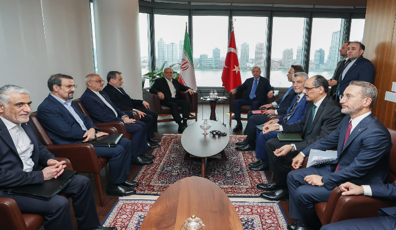 Cumhurbaşkanı Tayyip Erdoğan İran Cumhurbaşkanı Mesud Pezeşkiyan ile New York