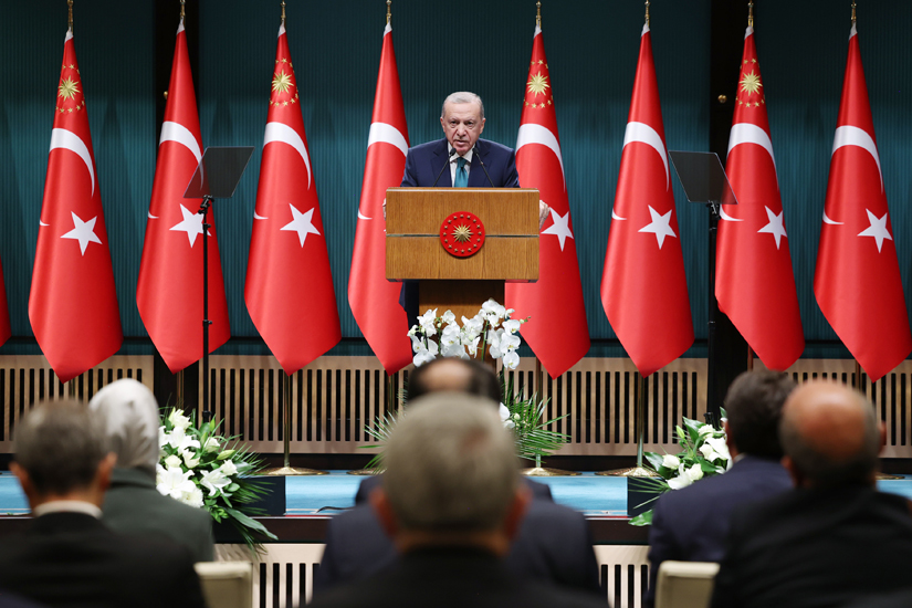 Cumhurbaşkanı Erdoğan, Cumhurbaşkanlığı Kabinesi Toplantısı’nın ardından yaptığı açıklamada, “İsrail’in saldırılarını