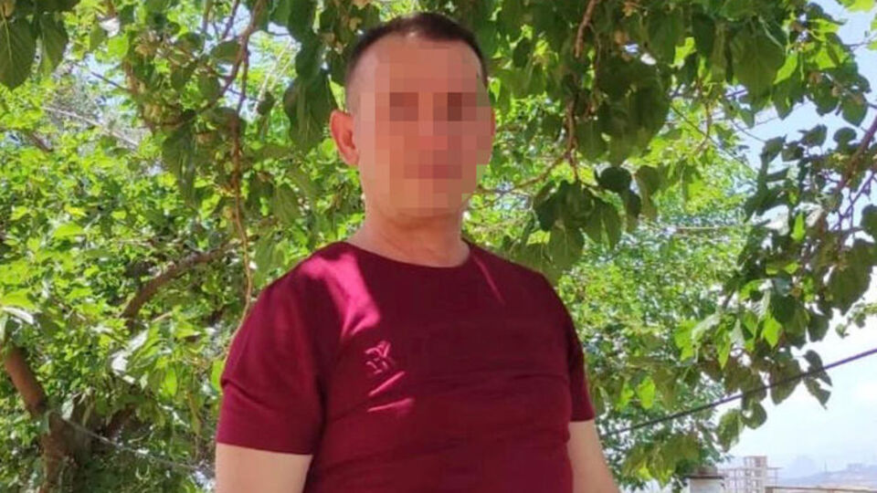 Antalya’da yaşayan 43 yaşındaki Hüseyin A., 16 yıllık evliliğini geçen