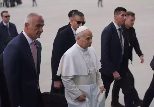 Katolik dünyasının yeni ruhani lideri Papa 14. Leo, göreve seçildikten