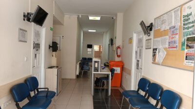 İzmir’de bir sağlık ocağına giden kadın hasta, doktorları kendisine ‘Gerizekalı’
