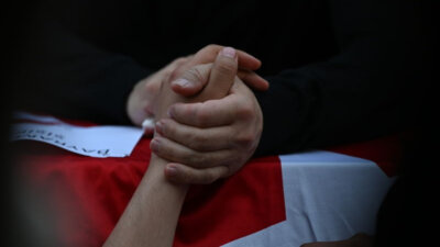 Kahramanmaraş’ın Onikişubat ilçesinde yaşanan okul saldırısında hayatını kaybeden 8 öğrenci