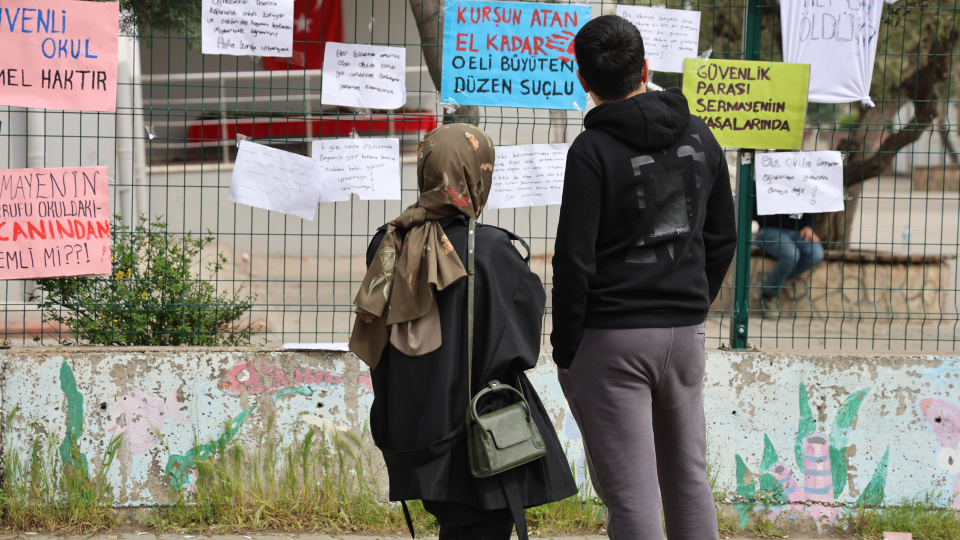 Kahramanmaraş’ta ortaokulda yaşanan silahlı saldırının ardından olayın tanıkları yaşananları anlattı.