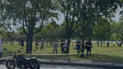 İstanbul Küçükçekmece’de mesai çıkışı evine giden bir polis memurunun dikkati,