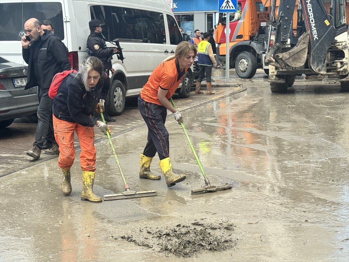Samsun’un Havza ilçesinde etkili olan sel felaketinin ardından 6 farklı