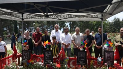 Kahramanmaraş’ta Ayser Çalık Ortaokulu’na düzenlenen silahlı saldırıda yaşamını yitiren öğrenciler,