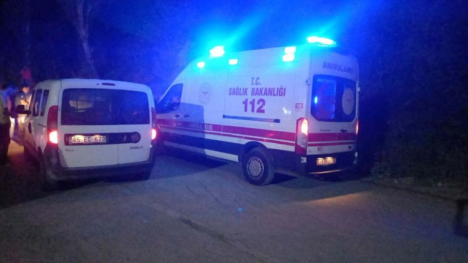 Manisa’nın Yunusemre ilçesinde sokakta iki çocuk arasında çıkan tartışma kanlı