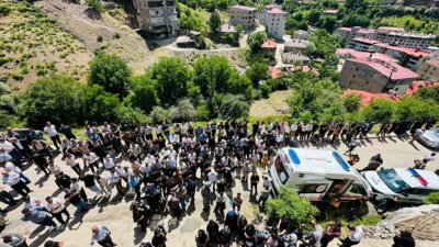 Hakkari’nin Şemdinli ilçesinde uzman çavuş M.G., kayınpederinin Beşevler Mahallesi’ndeki evinde