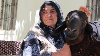 Elazığ’ın Keban ilçesine bağlı Akçatepe köyünde yaşayan 78 yaşındaki Sultan