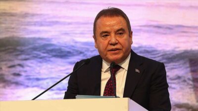 Antalya Büyükşehir Belediyesi’ne yönelik rüşvet ve yolsuzluk soruşturmasında tutuklu bulunan
