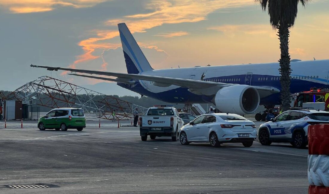 Türk Hava Yollarının İstanbul-Antalya seferini yapan Boeing 777 tipi yolcu